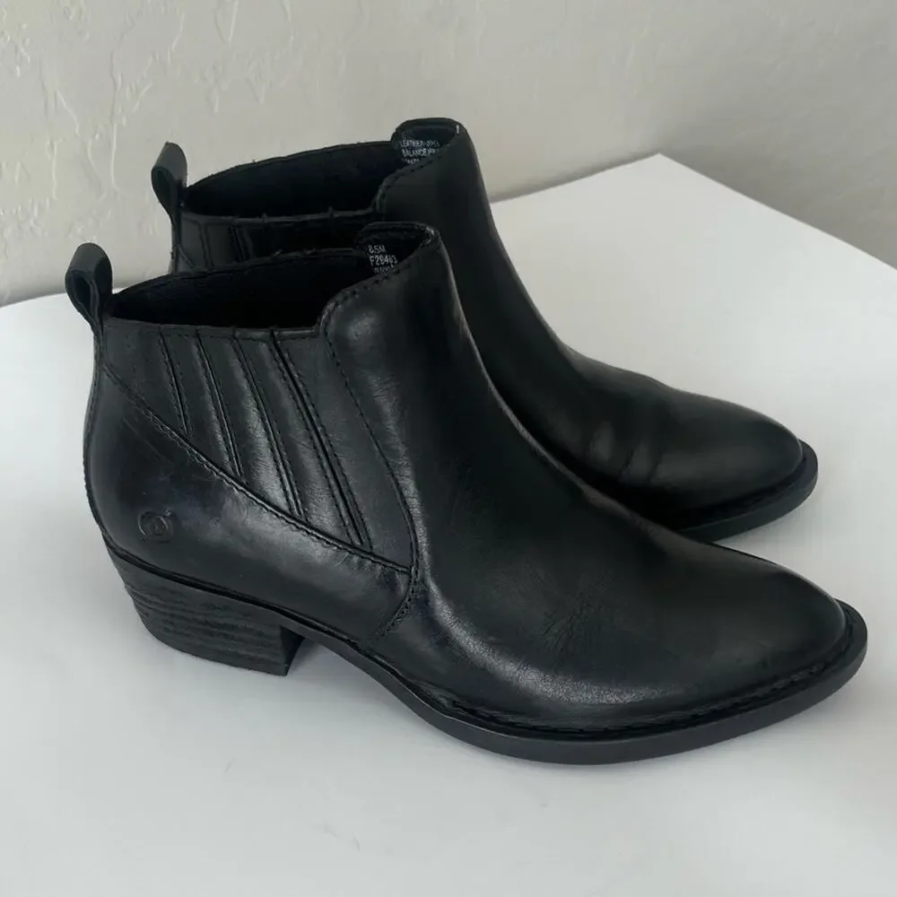 Born Beebe Leather ankle boots black 9